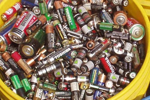 [东宝栗溪高价蓄电池回收]旧电瓶回收多钱一个-收废弃蓄电池
