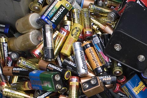 常德安乡艾佩斯废旧电池回收,高价报废电池回收